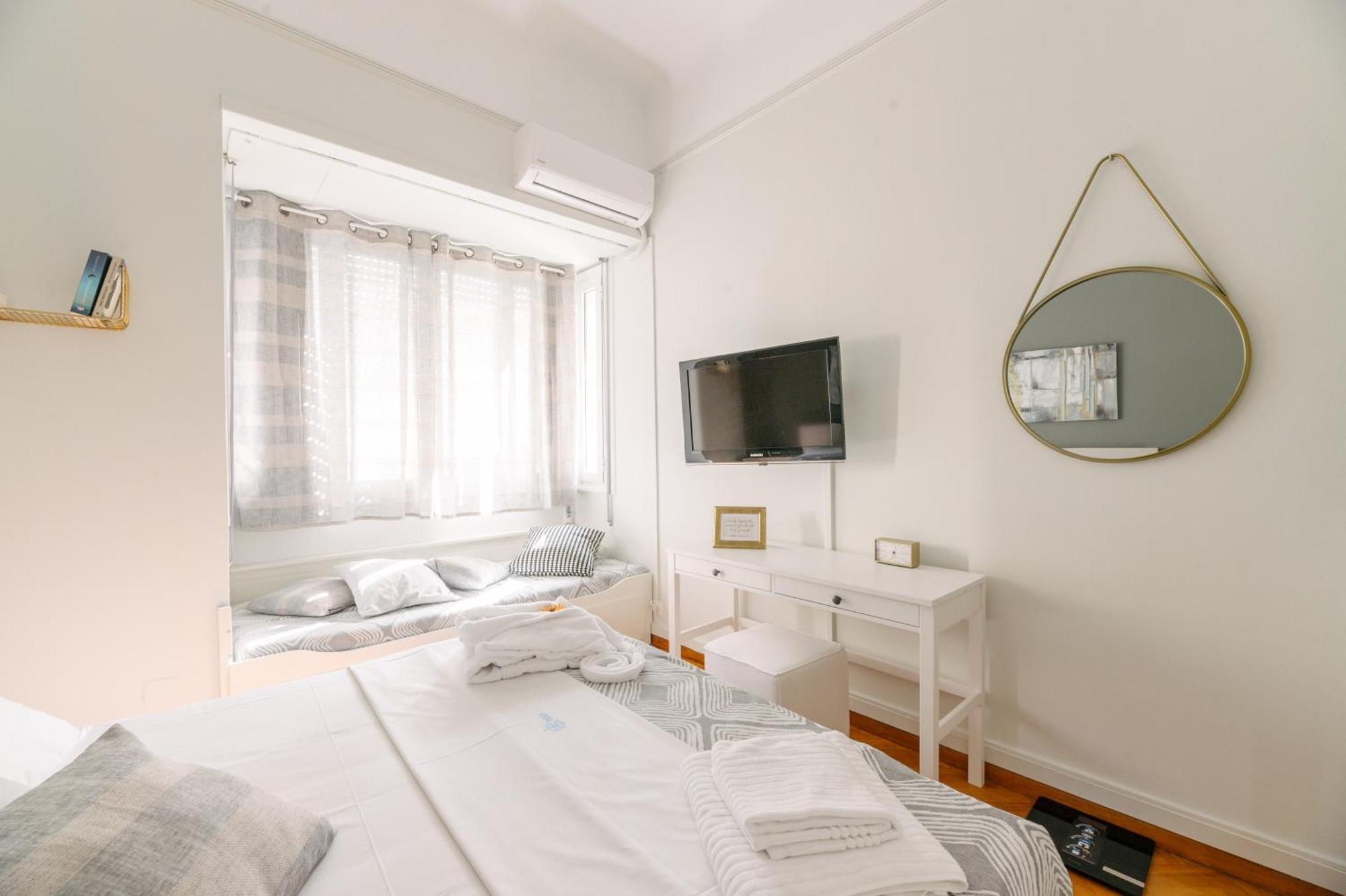 Ourania By Heloni Apartments 아테네 외부 사진