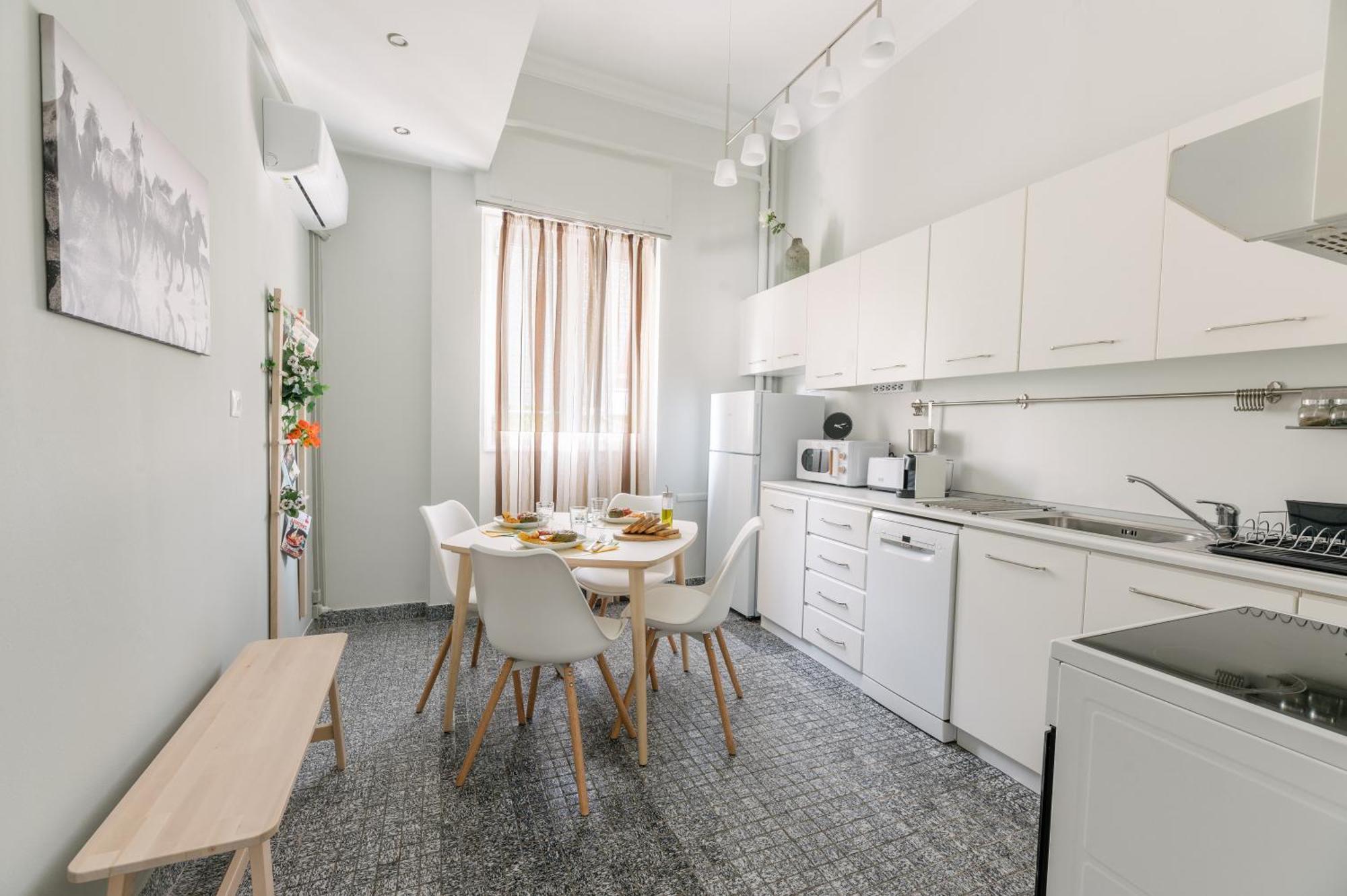 Ourania By Heloni Apartments 아테네 외부 사진
