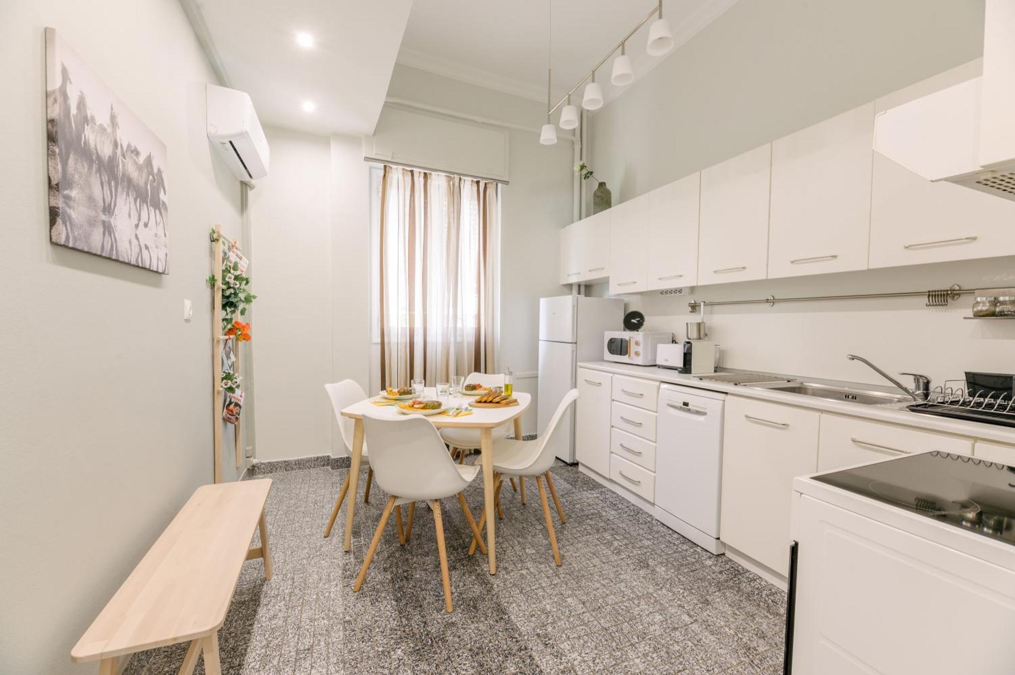 Ourania By Heloni Apartments 아테네 외부 사진