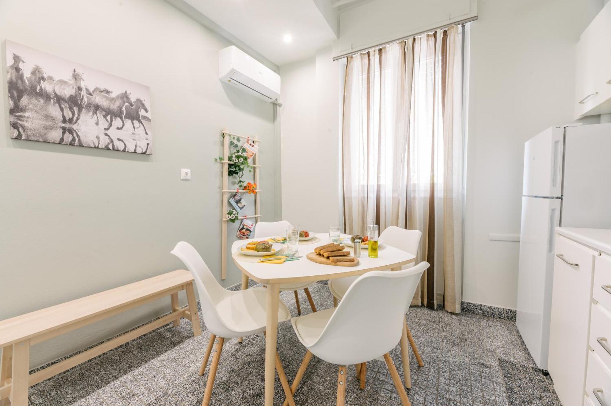 Ourania By Heloni Apartments 아테네 외부 사진
